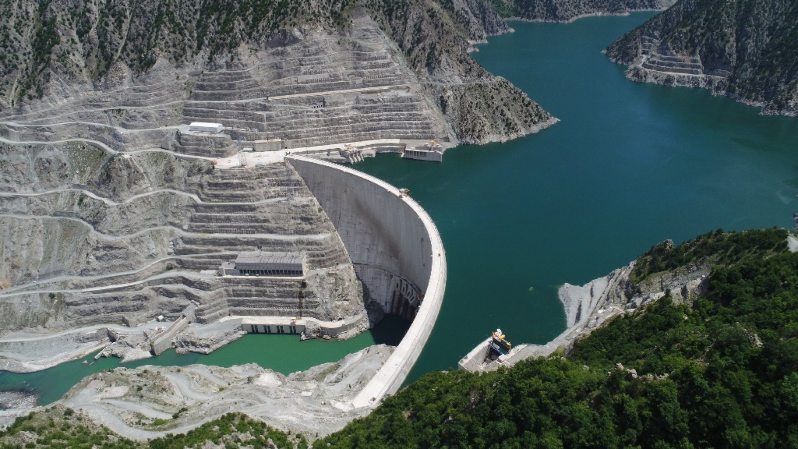 Modern Baraj İnşaatları